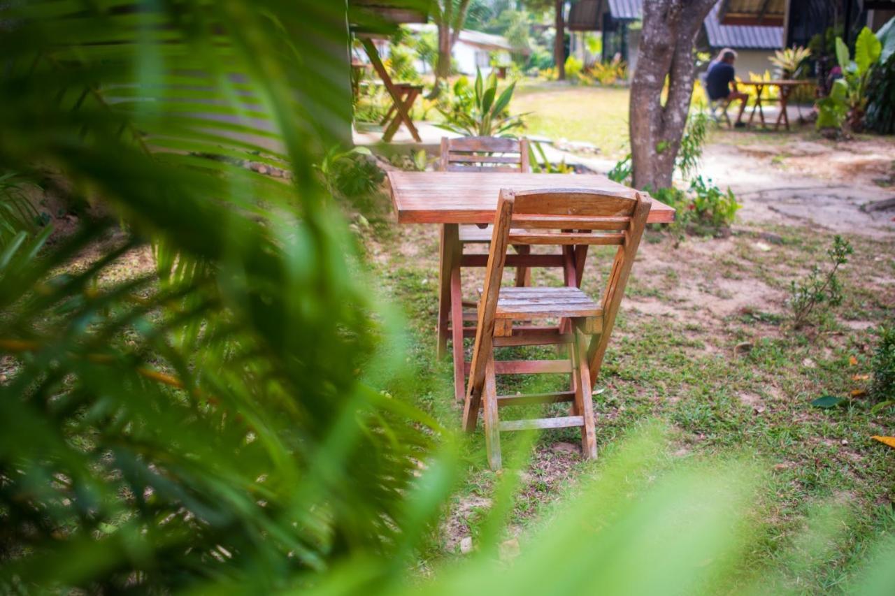 Cashewnut Tree Resort Ko Lanta Esterno foto