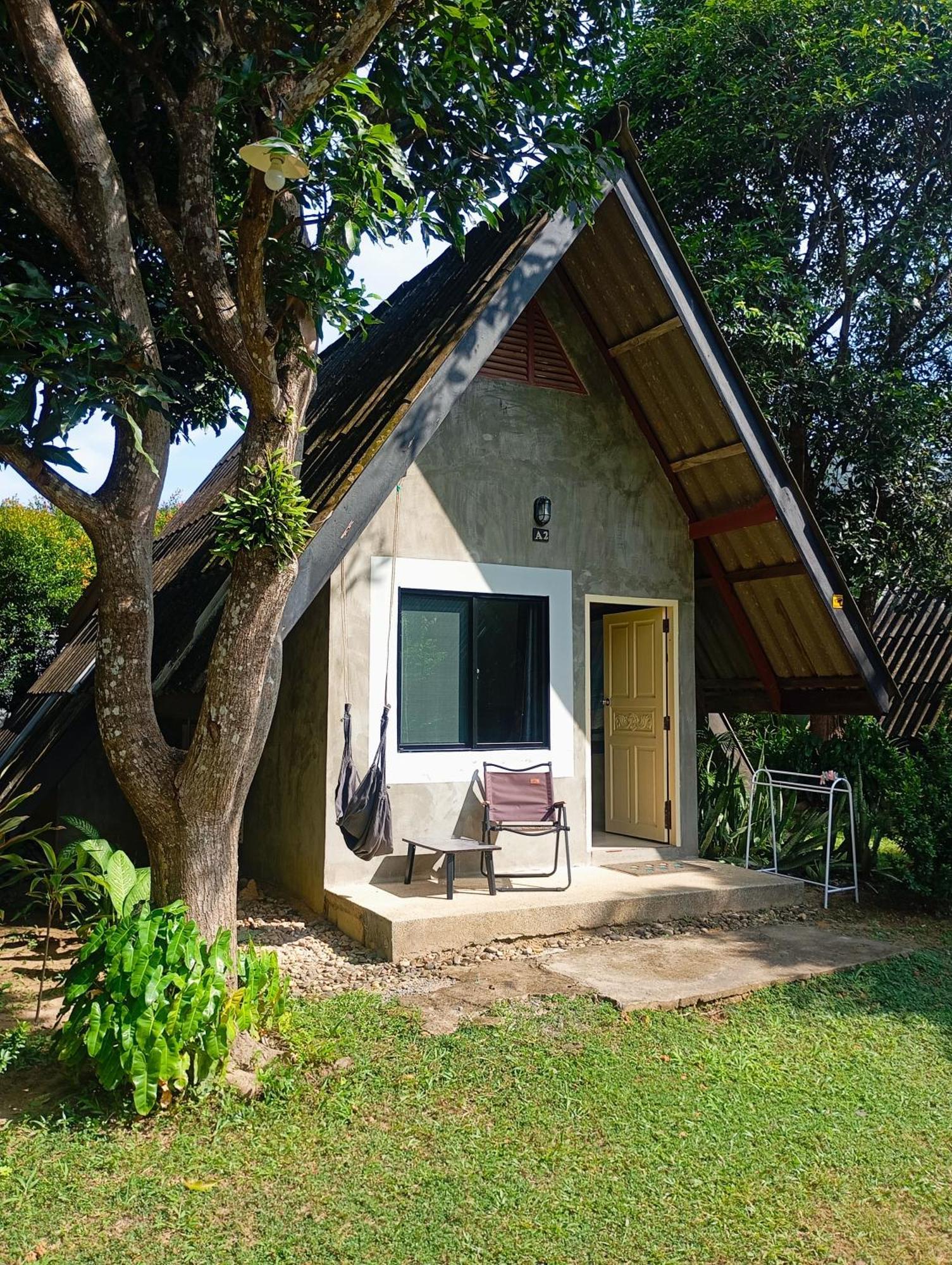 Cashewnut Tree Resort Ko Lanta Esterno foto