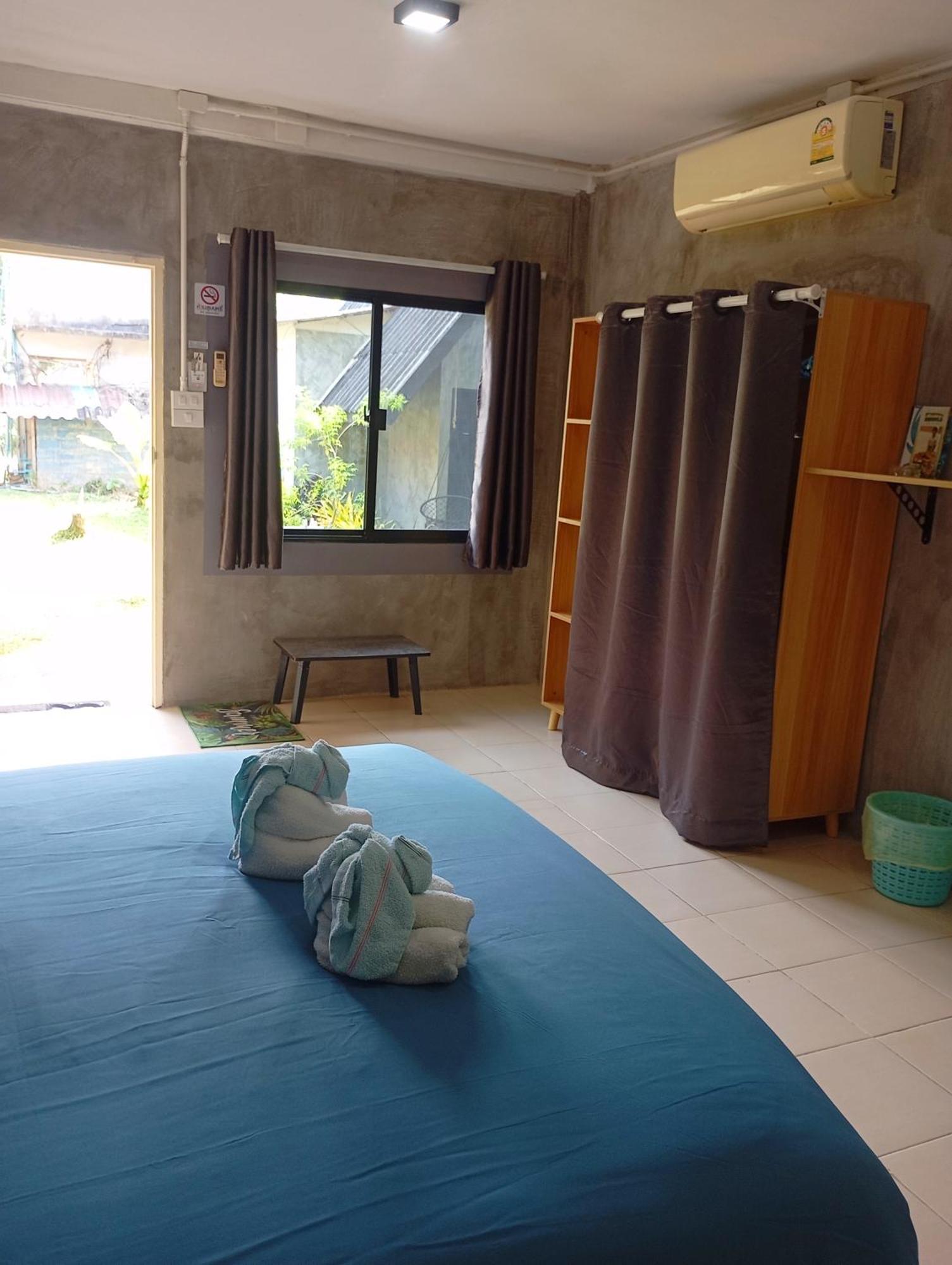Cashewnut Tree Resort Ko Lanta Esterno foto